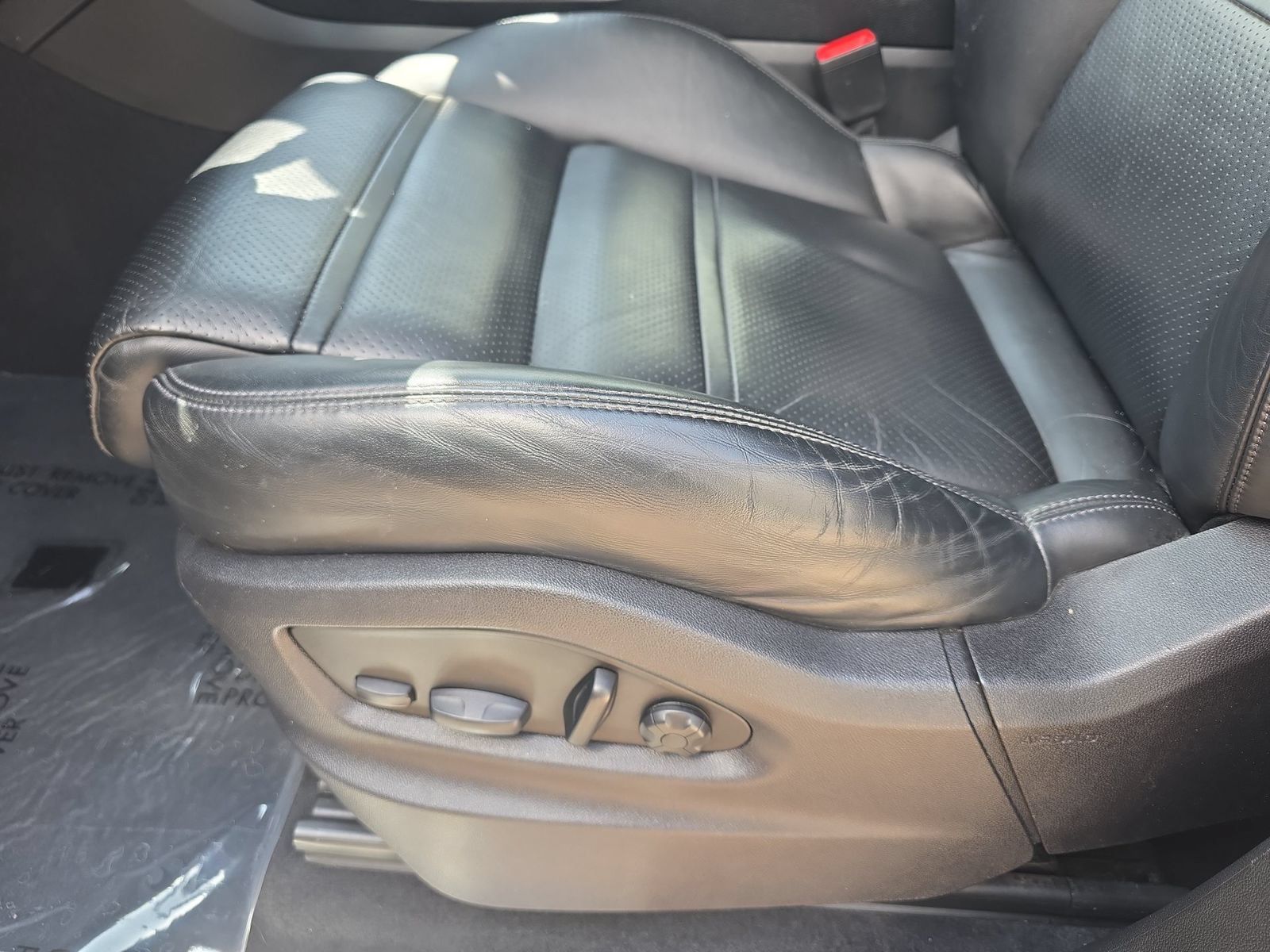 Certified 2023 Porsche Cayenne w/ Premium Package AWD/4WD image 19