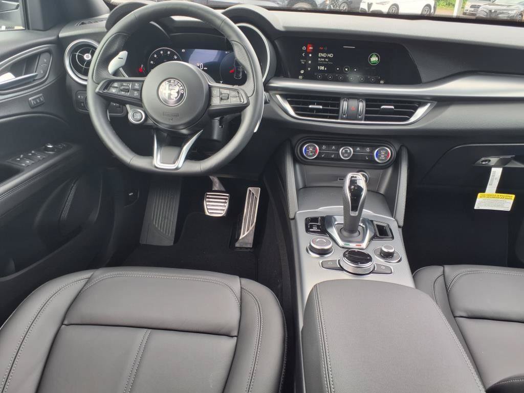 New 2025 Alfa Romeo Stelvio Sprint w/ Convenience Package AWD/4WD image 26