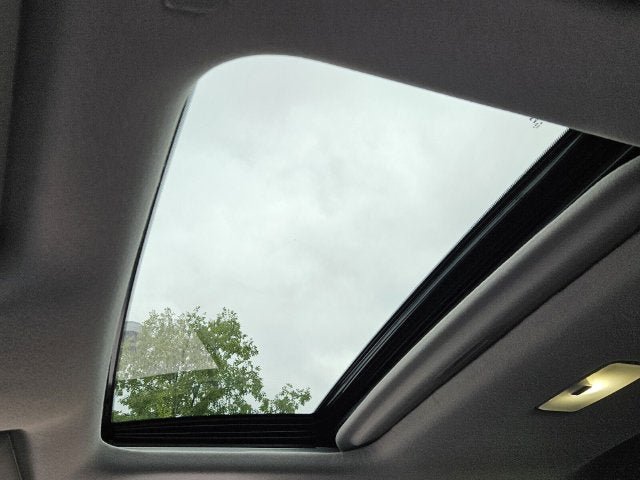 Used 2026 Toyota Corolla Cross LE w/ Moonroof Package FWD image 25