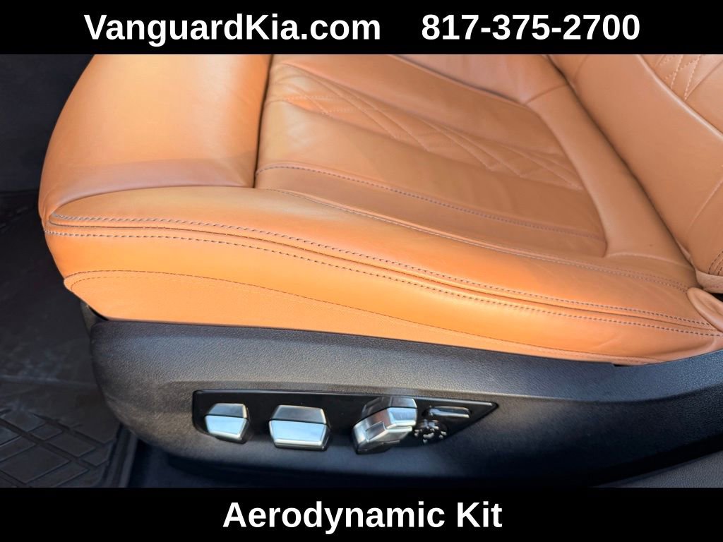 Used 2022 BMW 750i xDrive w/ M Sport Package AWD/4WD image 14