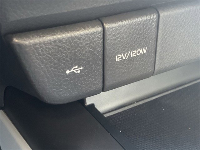 Used 2021 Toyota Camry SE image 27