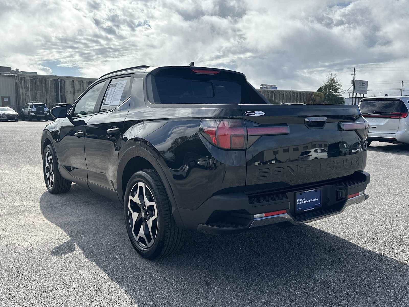 Used 2024 Hyundai Santa Cruz Limited image 7