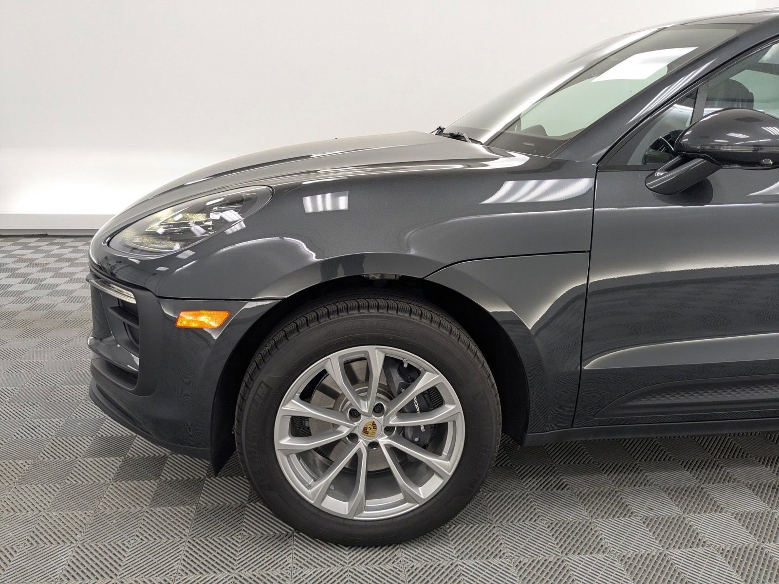 Certified 2026 Porsche Macan Turbo AWD/4WD image 12