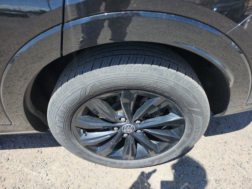 Used 2025 Buick Envista Sport Touring w/ Convenience I Package image 11