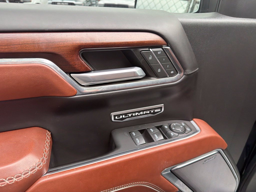Used 2023 GMC Sierra 1500 Denali Ultimate AWD/4WD image 17