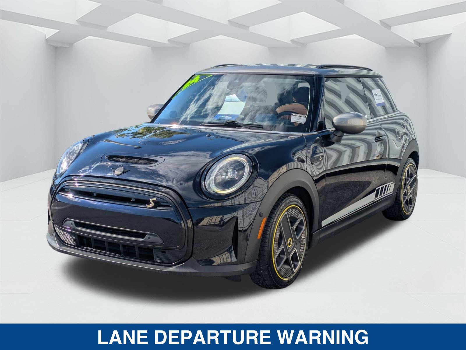 Used 2024 MINI Cooper SE FWD image 8