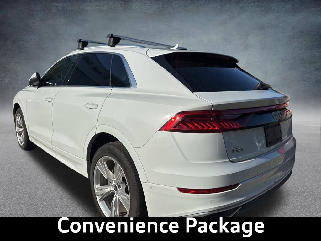 Used 2022 Audi Q8 Premium w/ Convenience Package image 2