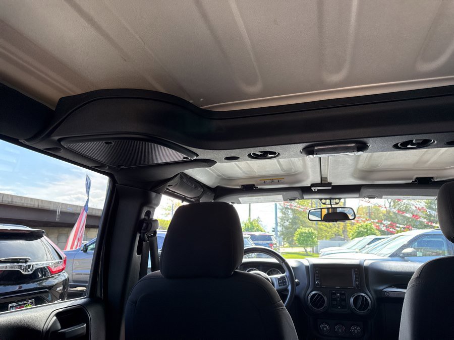 Used 2017 Jeep Wrangler Unlimited Sport AWD/4WD image 30