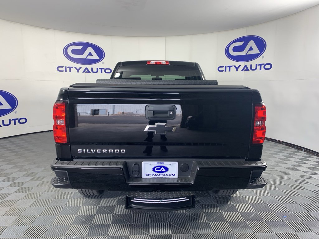 Used 2016 Chevrolet Silverado 1500 Custom w/ Custom Convenience Package image 4