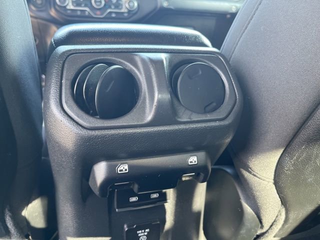 Used 2023 Jeep Gladiator Mojave w/ Cold Weather Group image 18