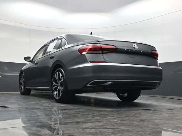 Used 2021 Volkswagen Passat 2.0T SE image 30