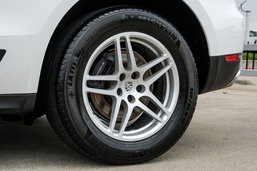 Used 2018 Porsche Macan AWD/4WD image 62