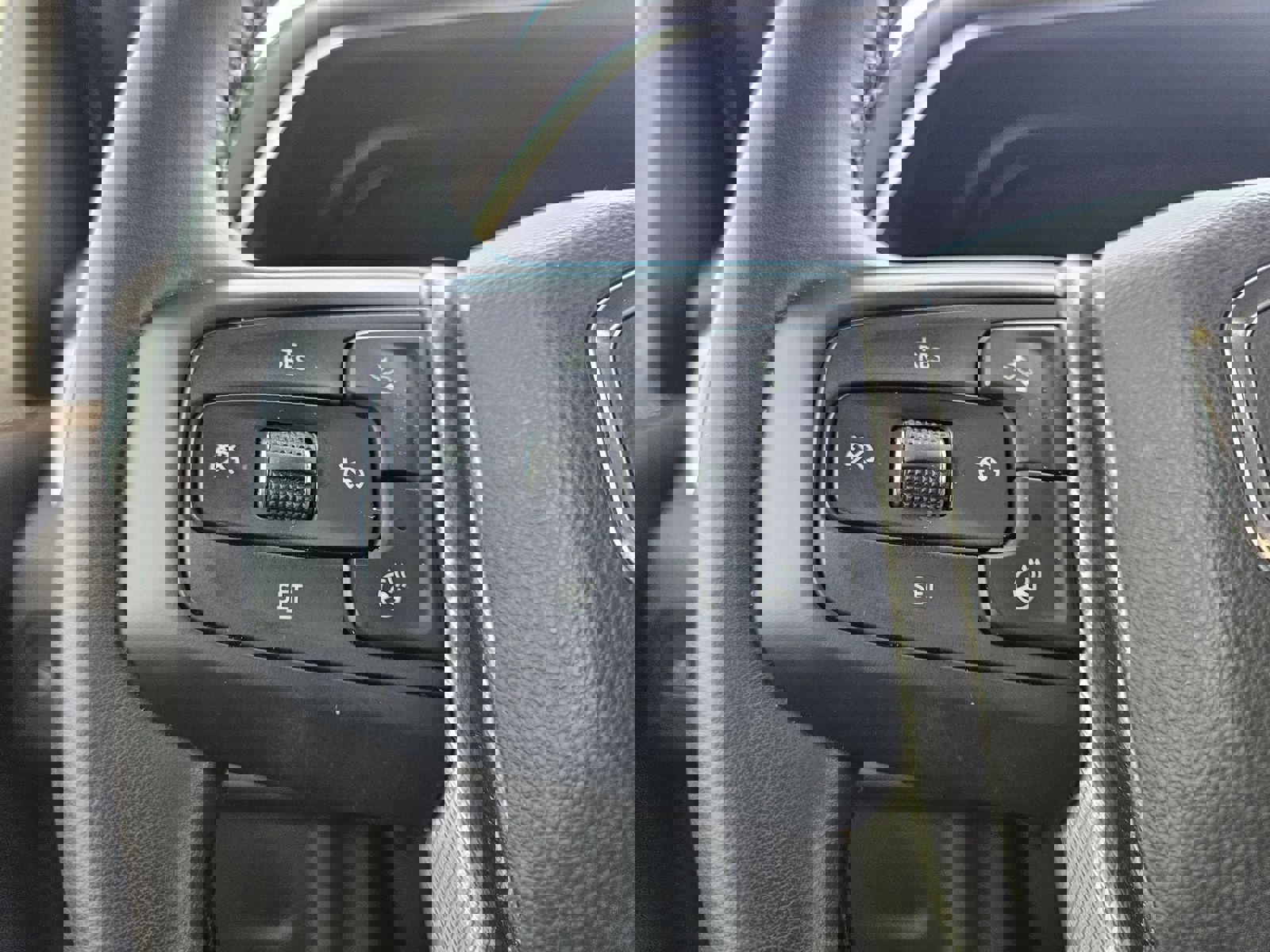 Used 2023 GMC Yukon Denali image 14