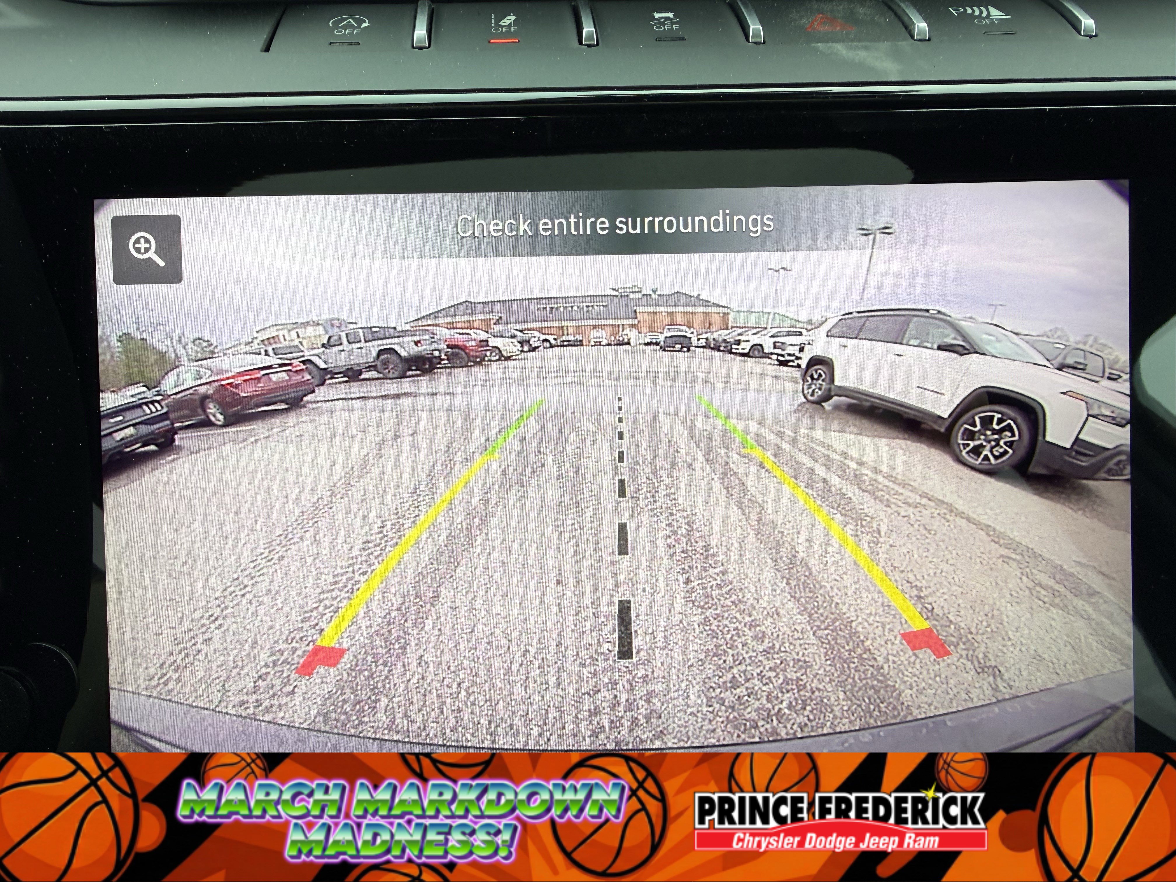 New 2026 Jeep Grand Cherokee Altitude image 25