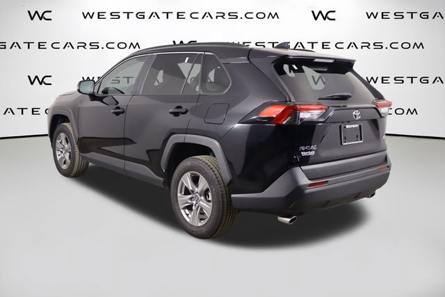 Used 2025 Toyota RAV4 XLE FWD image 41