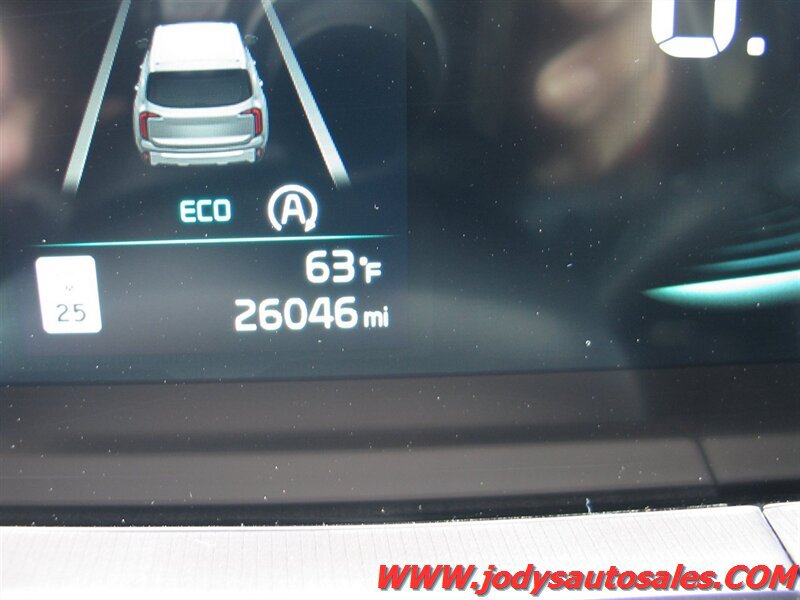 Used 2025 Kia Telluride S AWD/4WD image 15