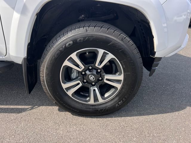 Used 2019 Toyota Tacoma TRD Sport w/ Technology Package RWD image 36