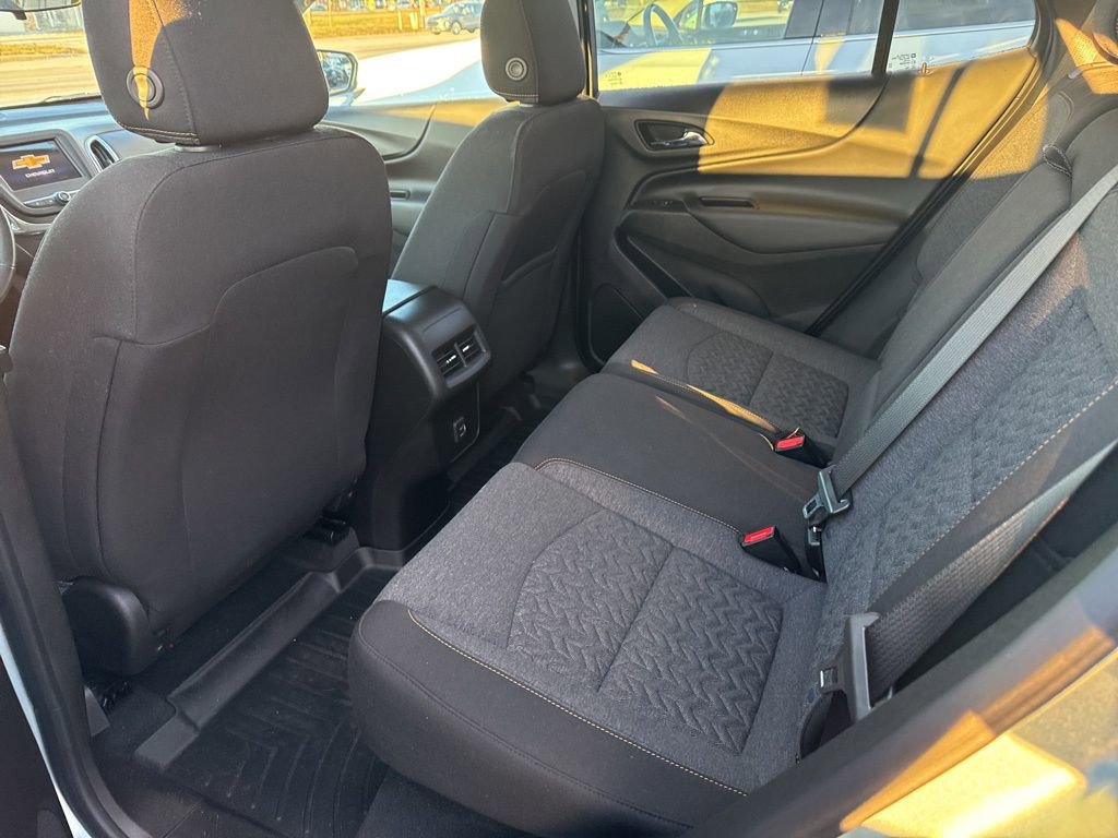 Used 2022 Chevrolet Equinox LT image 23