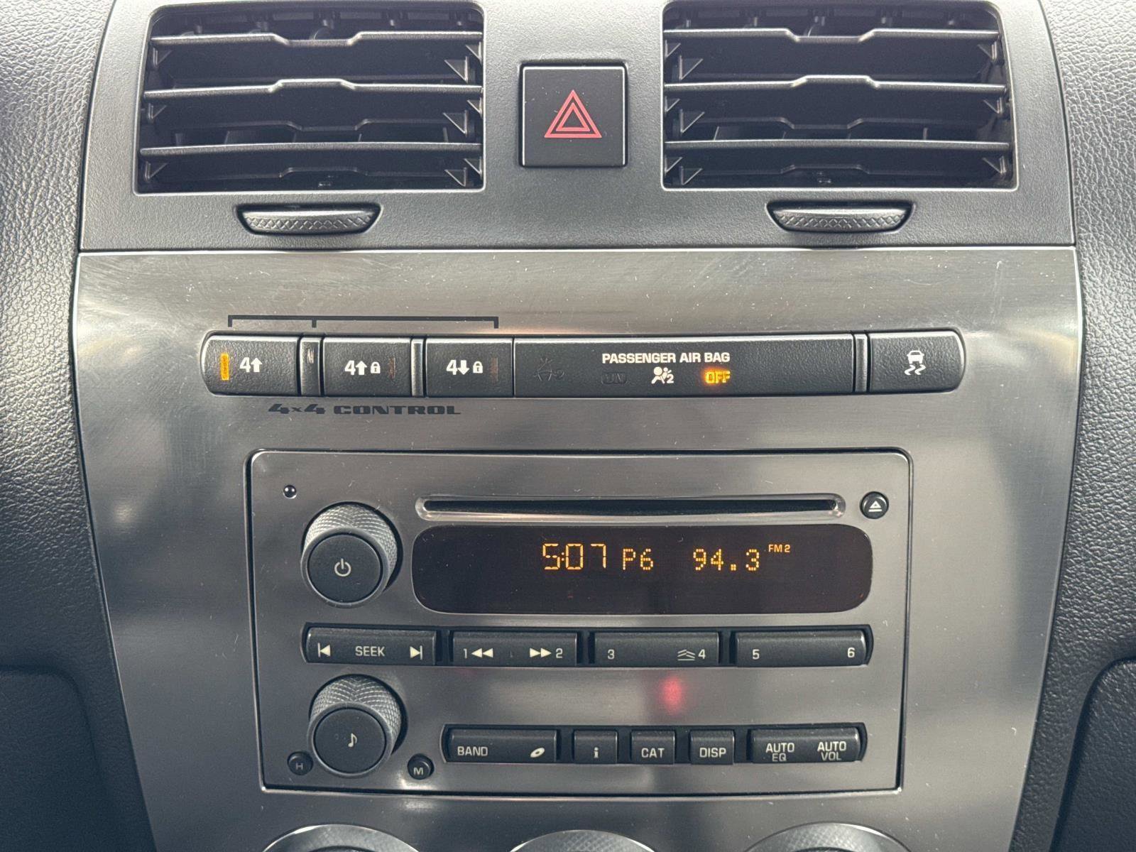 Used 2007 HUMMER H3 w/ Chrome Appearance Package image 3