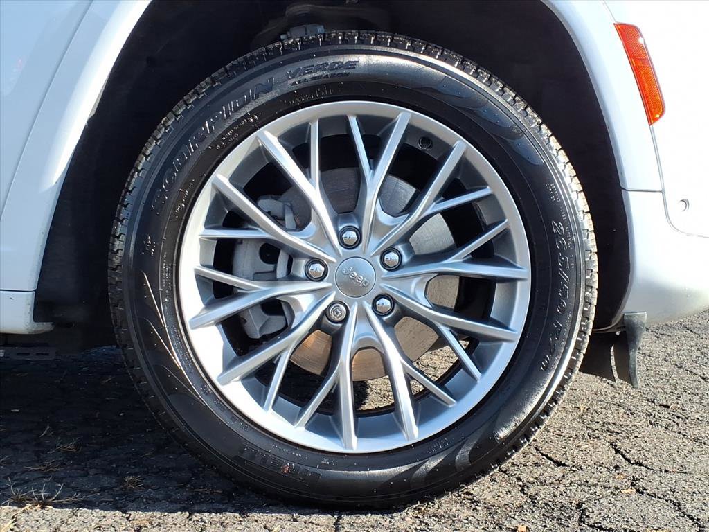 Used 2022 Jeep Grand Cherokee Summit w/ Advanced Protech Group IV image 9