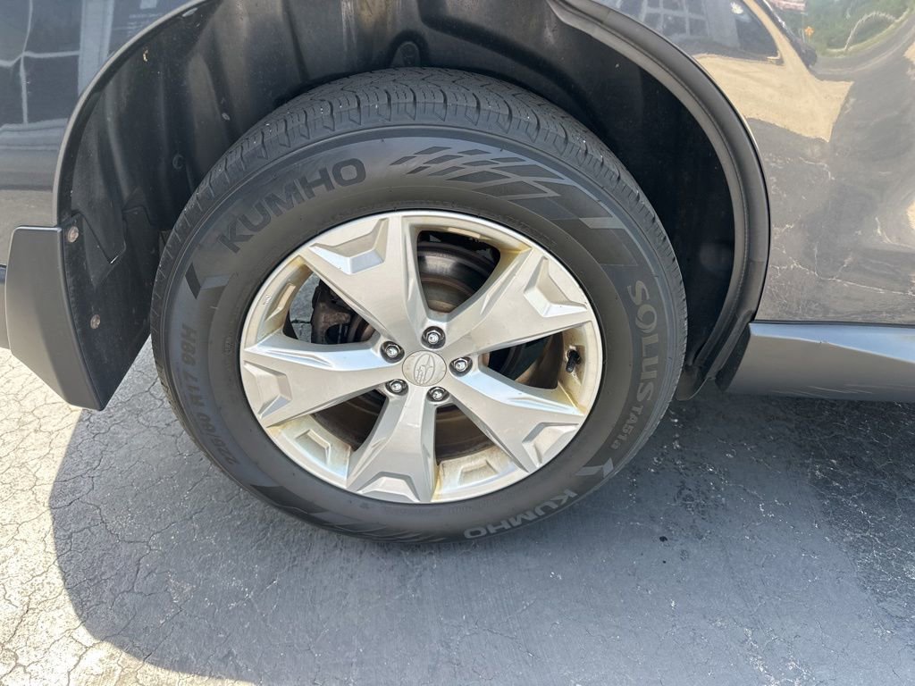 Used 2015 Subaru Forester 2.5i Limited AWD/4WD image 39