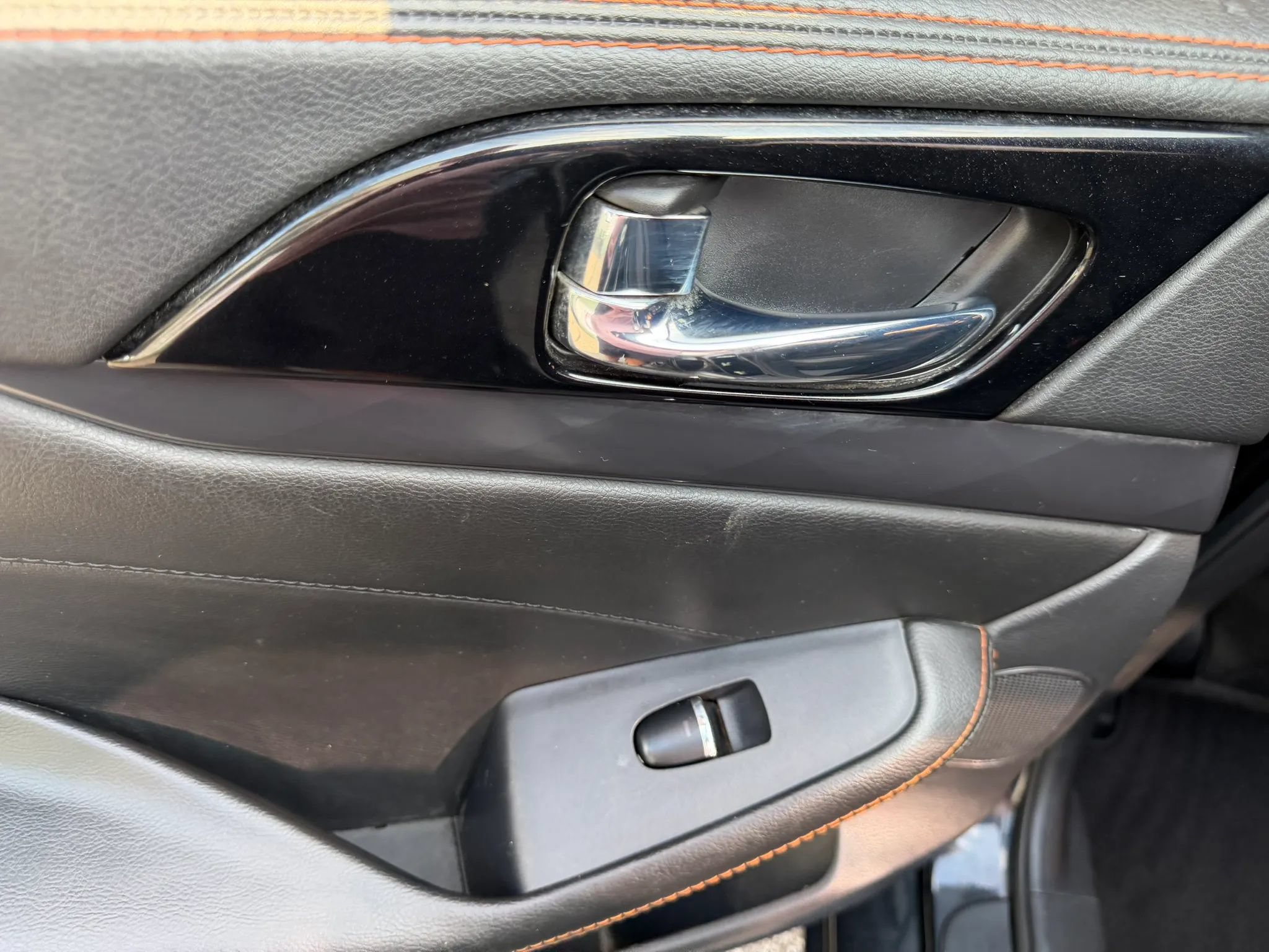 Used 2020 Nissan Maxima SR w/ Sport Mat Group FWD image 19