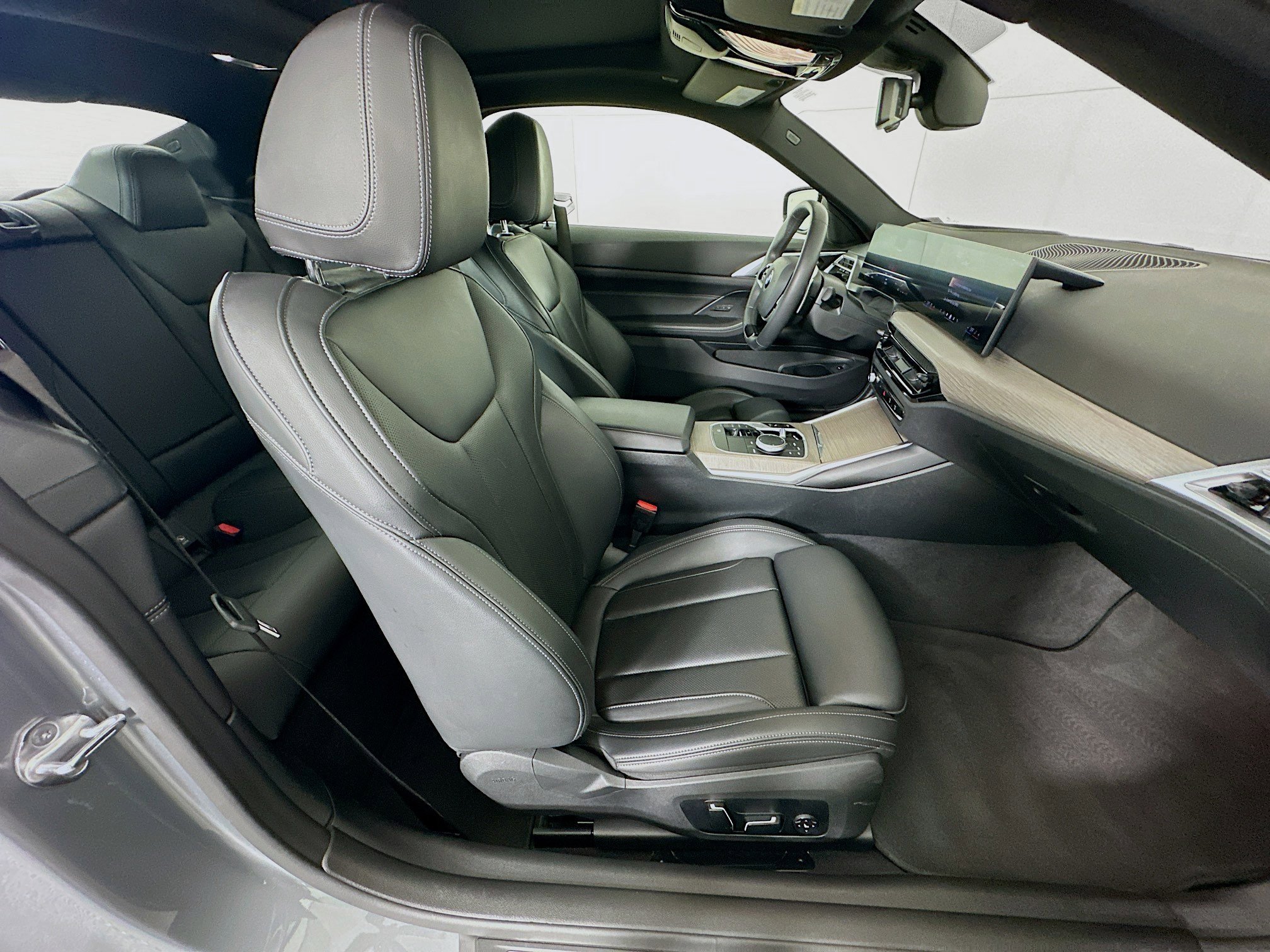 Used 2025 BMW 430i Coupe RWD image 30