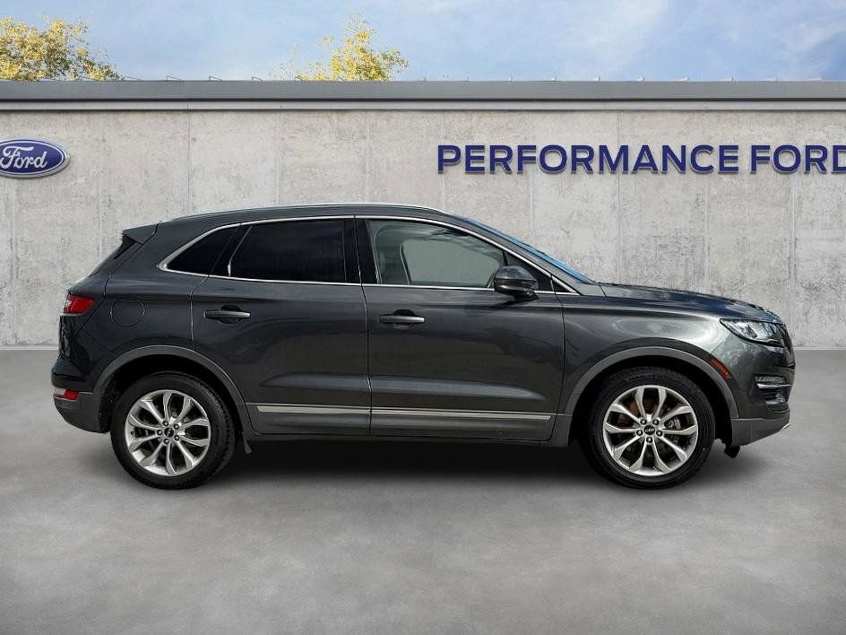Used 2019 Lincoln MKC Select w/ Select Plus Package image 6