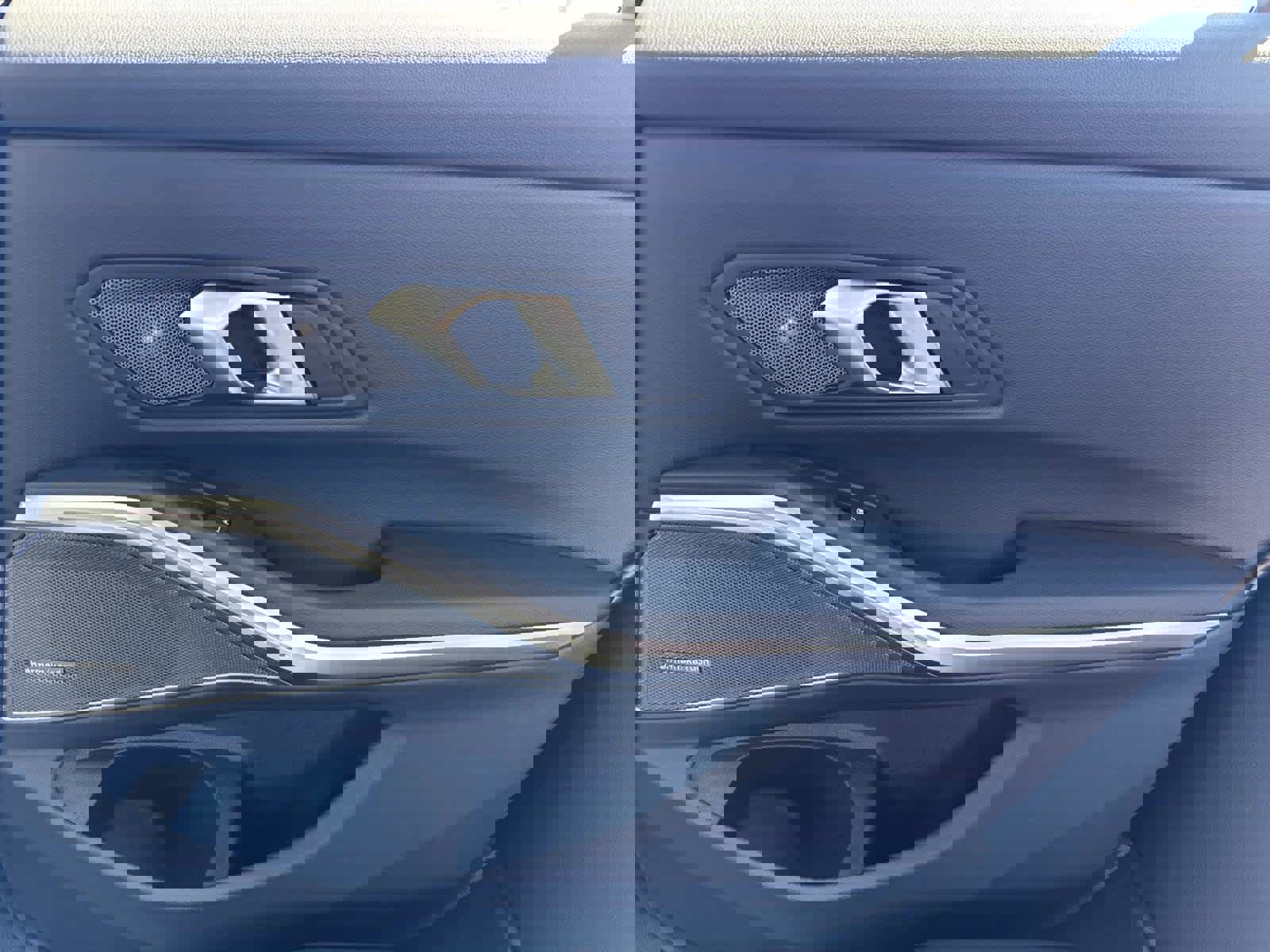 New 2026 BMW 330i xDrive Sedan w/ M Sport Package image 15