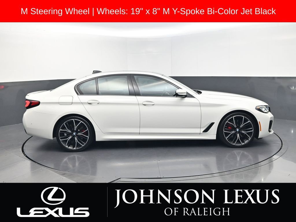 Used 2021 BMW 530i w/ M Sport Package RWD image 6