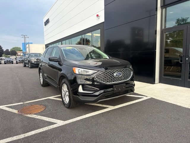 Used 2024 Ford Edge SEL