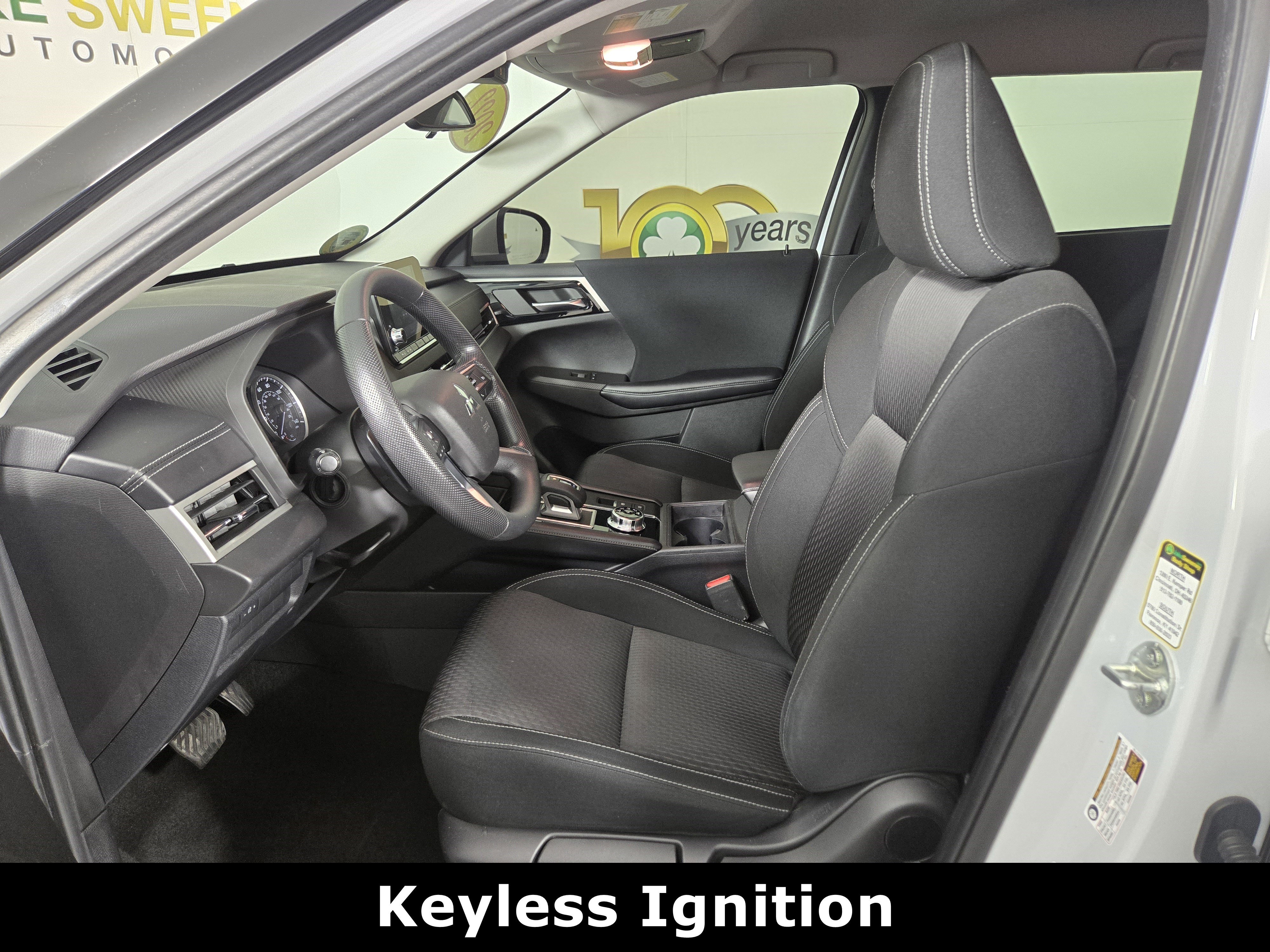 Used 2022 Mitsubishi Outlander ES AWD/4WD image 10