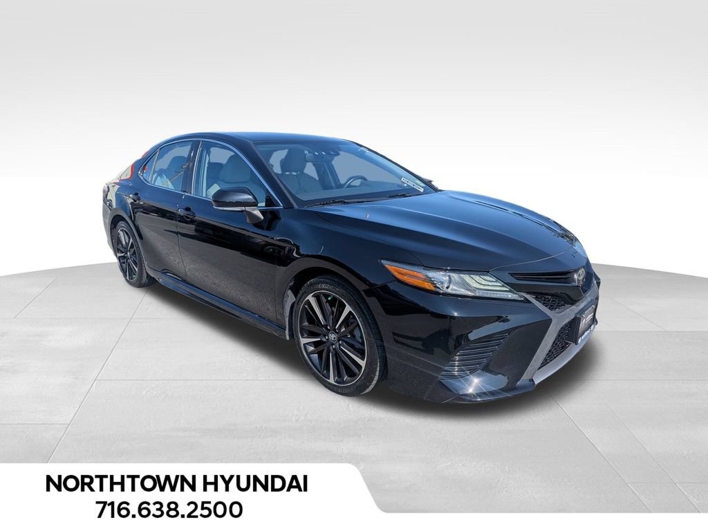 Used 2019 Toyota Camry XSE FWD image 10