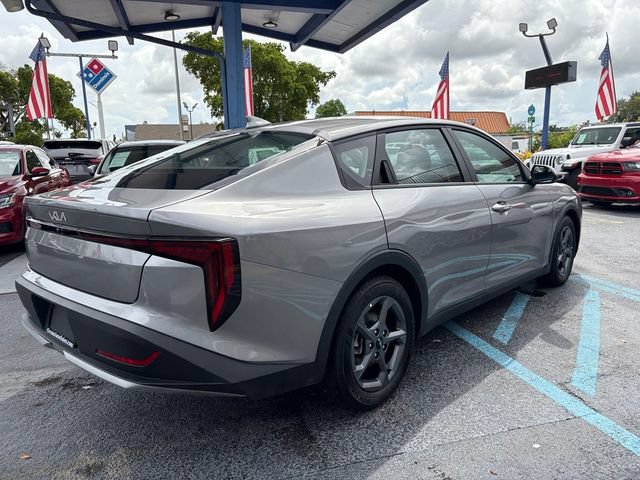Used 2025 Kia K4 FWD image 6