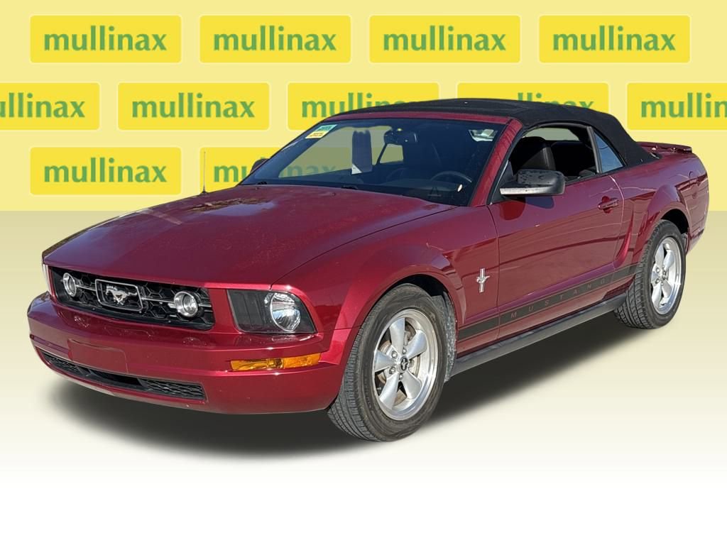 Used 2007 Ford Mustang Convertible image 12