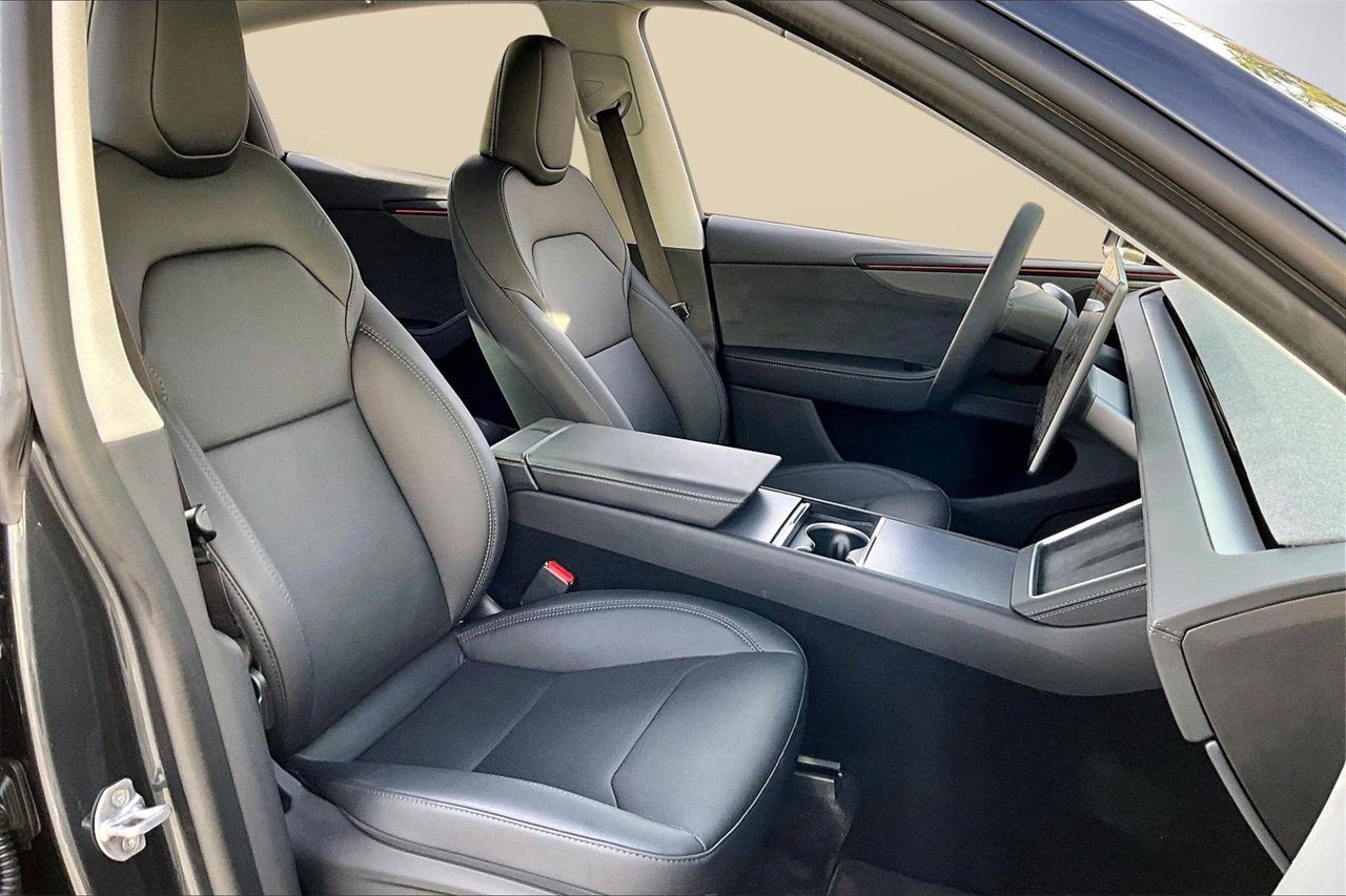 Used 2026 Tesla Model Y Long Range image 24