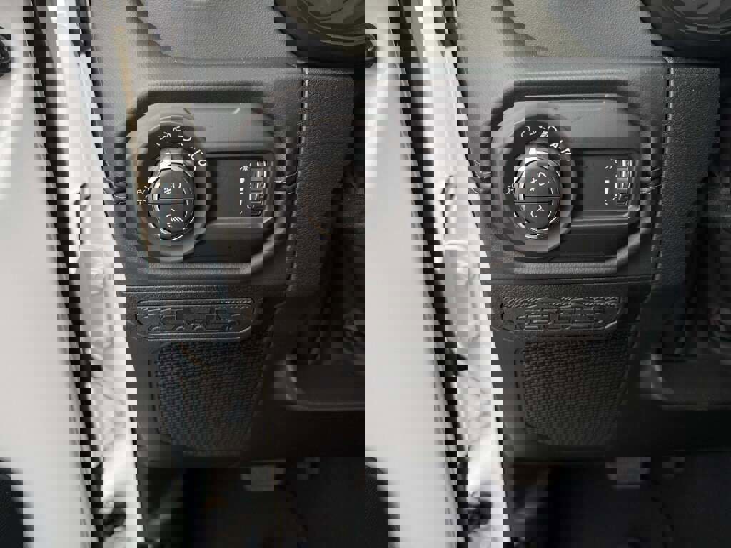 New 2026 Jeep Gladiator Mojave image 30