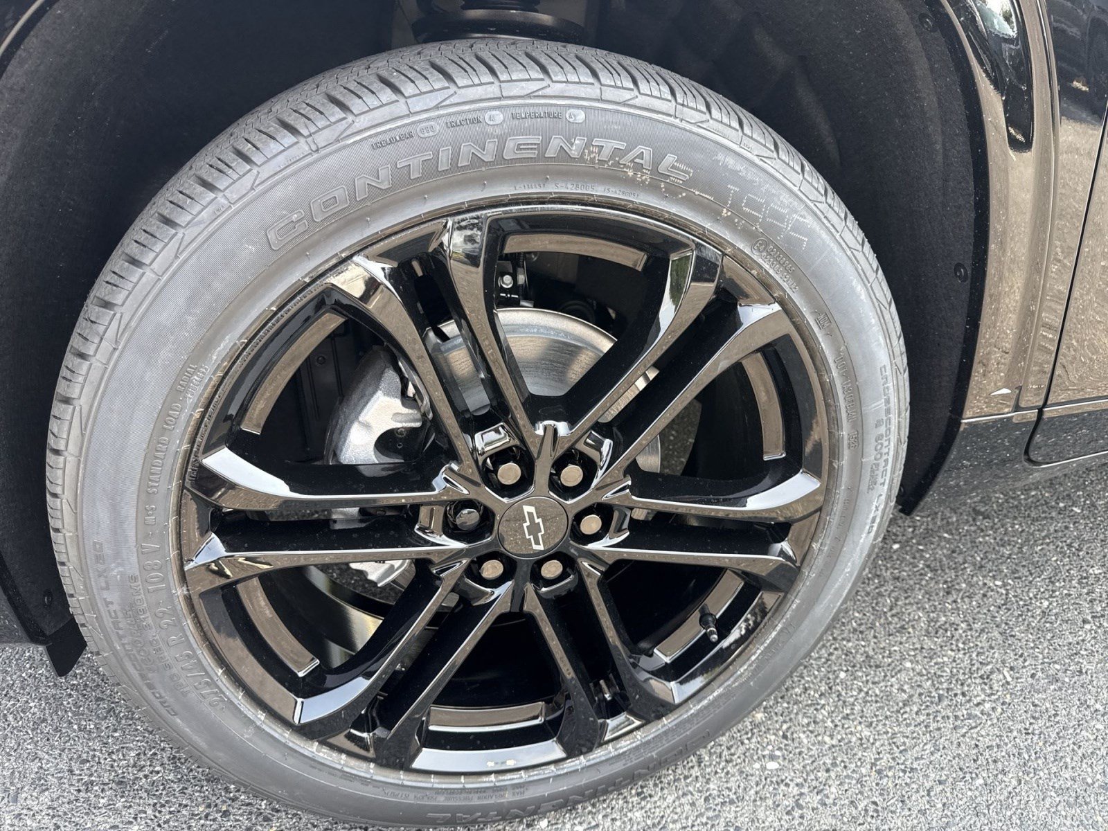 New 2026 Chevrolet Traverse High Country w/ LPO, Floor Liner Package AWD/4WD image 10