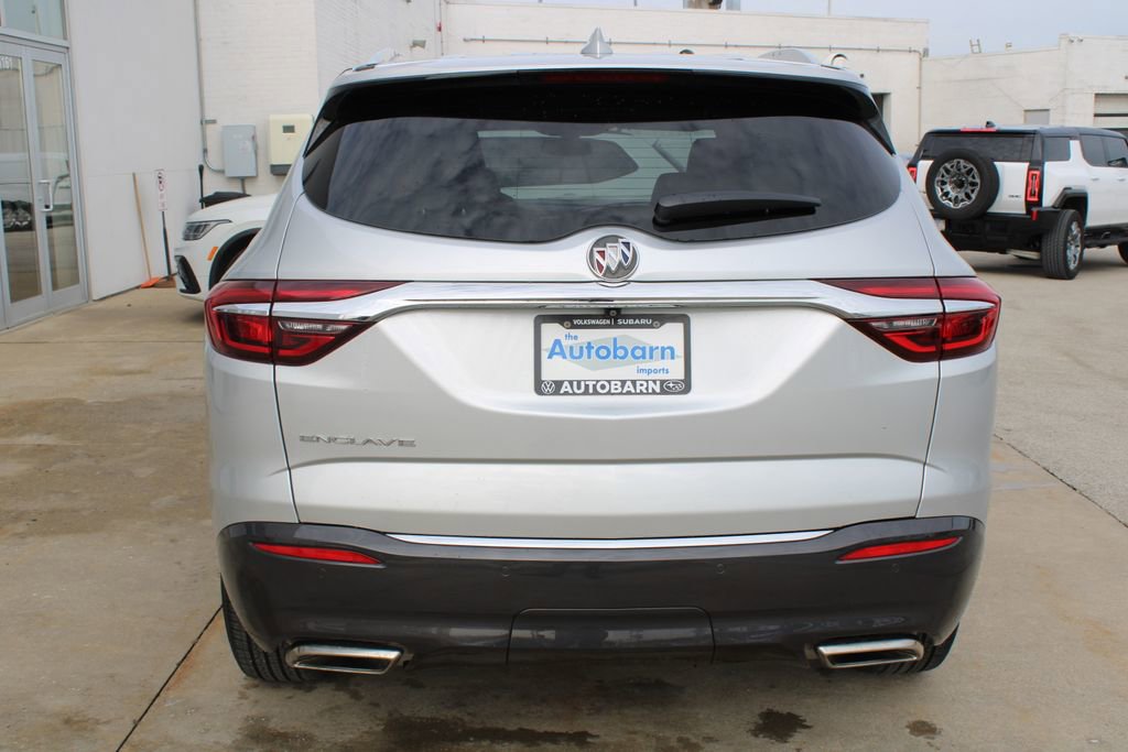 Used 2020 Buick Enclave Essence image 5