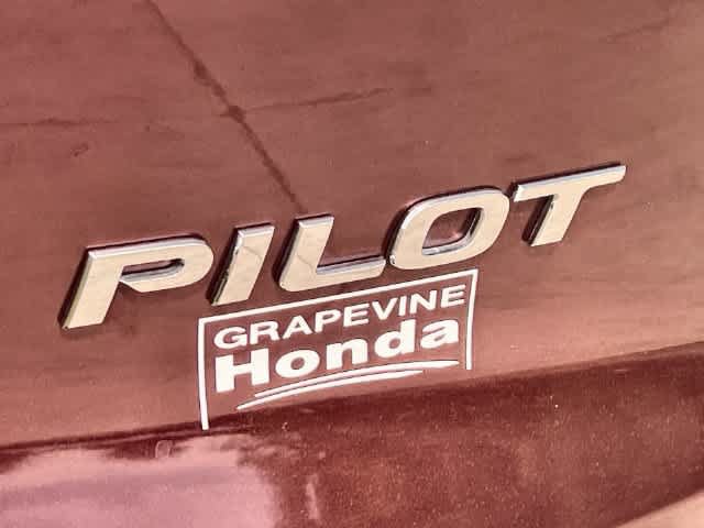 Used 2017 Honda Pilot Touring image 8