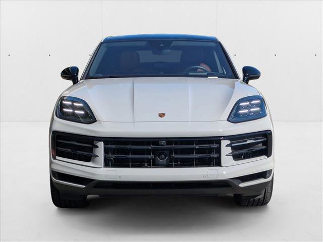 Used 2024 Porsche Cayenne S image 2