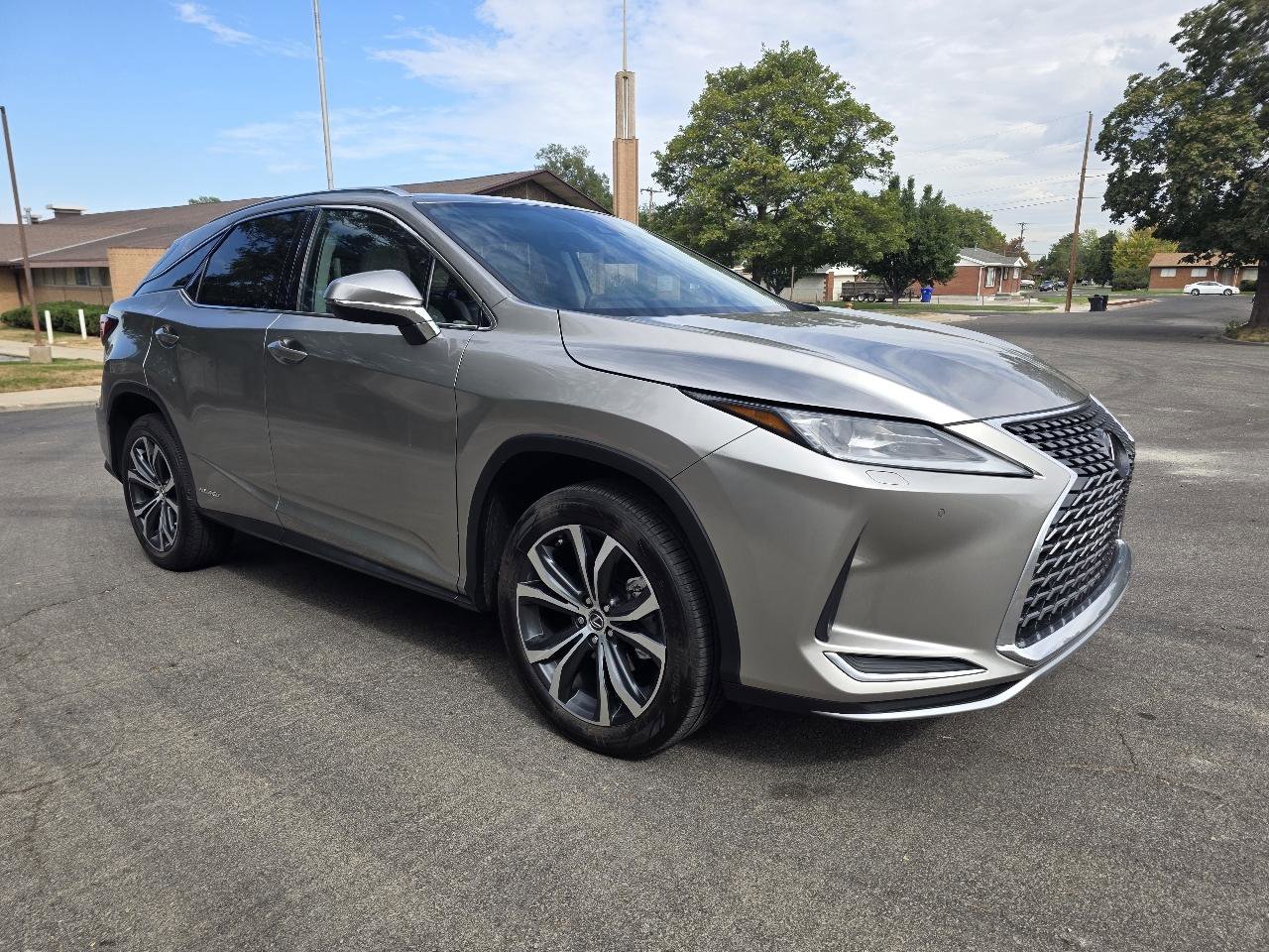 Used 2022 Lexus RX 450h AWD w/ Premium Package image 7