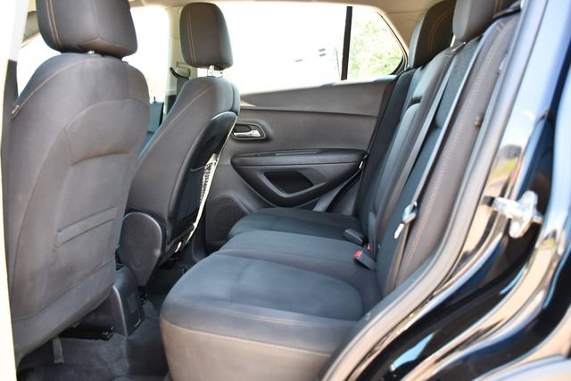 Used 2017 Chevrolet Trax LS FWD image 16
