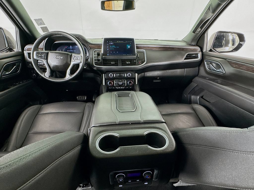 Used 2024 Chevrolet Tahoe Z71 w/ Luxury Package AWD/4WD image 36
