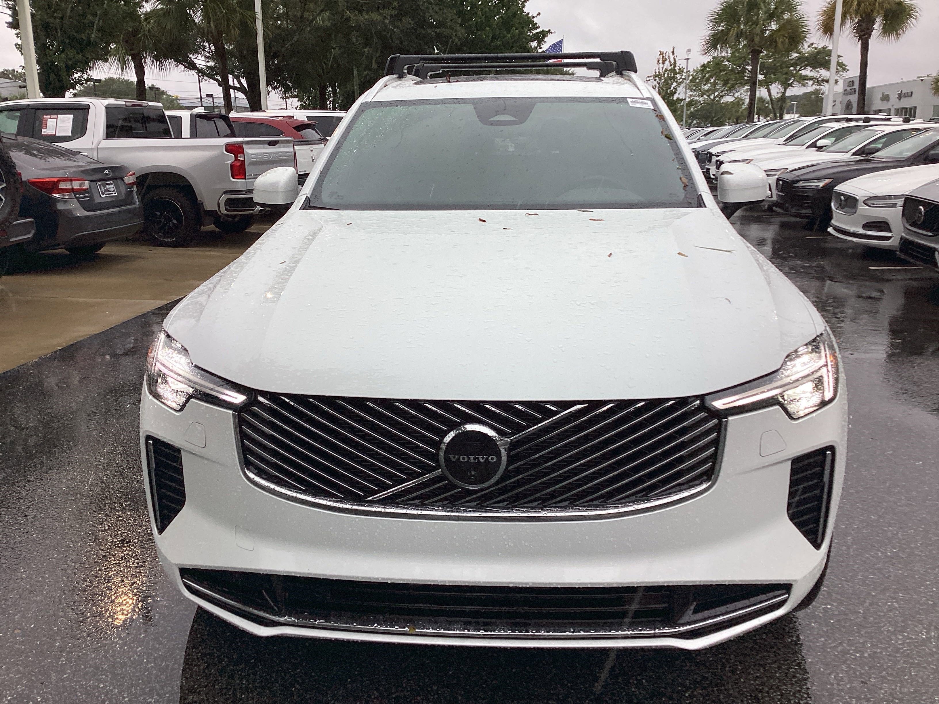 New 2026 Volvo XC90 B6 Plus w/ Protection Package Premier image 3