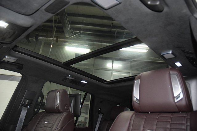 Used 2023 Cadillac Escalade Sport Platinum w/ LPO, ONYX Package image 49