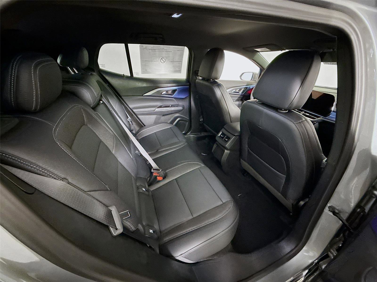 New 2026 Chevrolet Equinox EV LT image 20