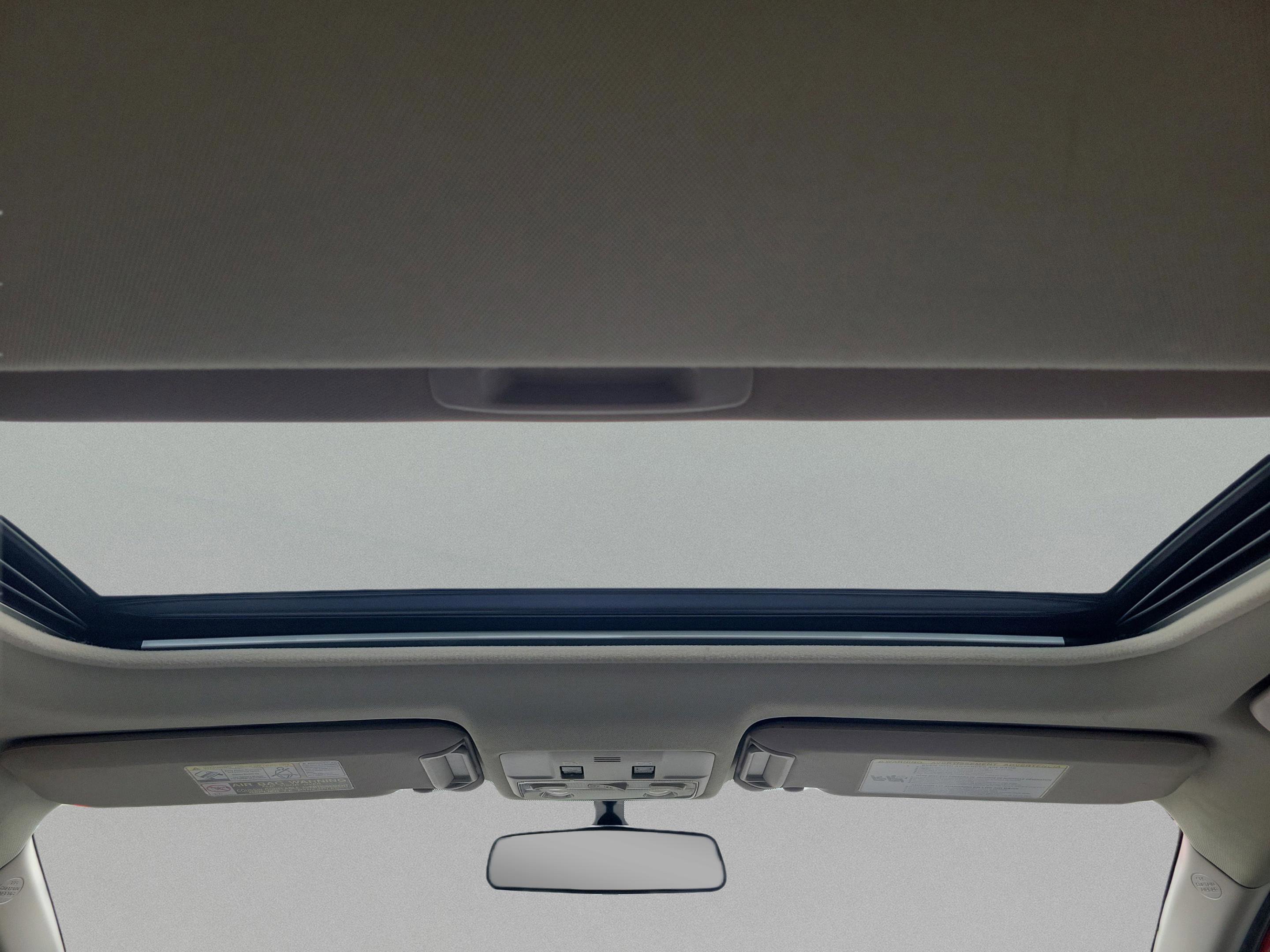 Used 2015 Toyota RAV4 XLE image 11