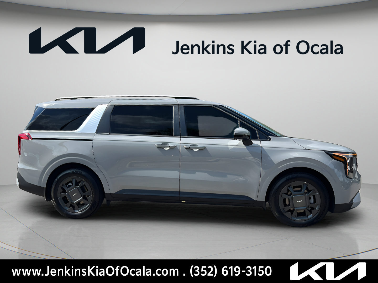 New 2026 Kia Carnival EX FWD image 2