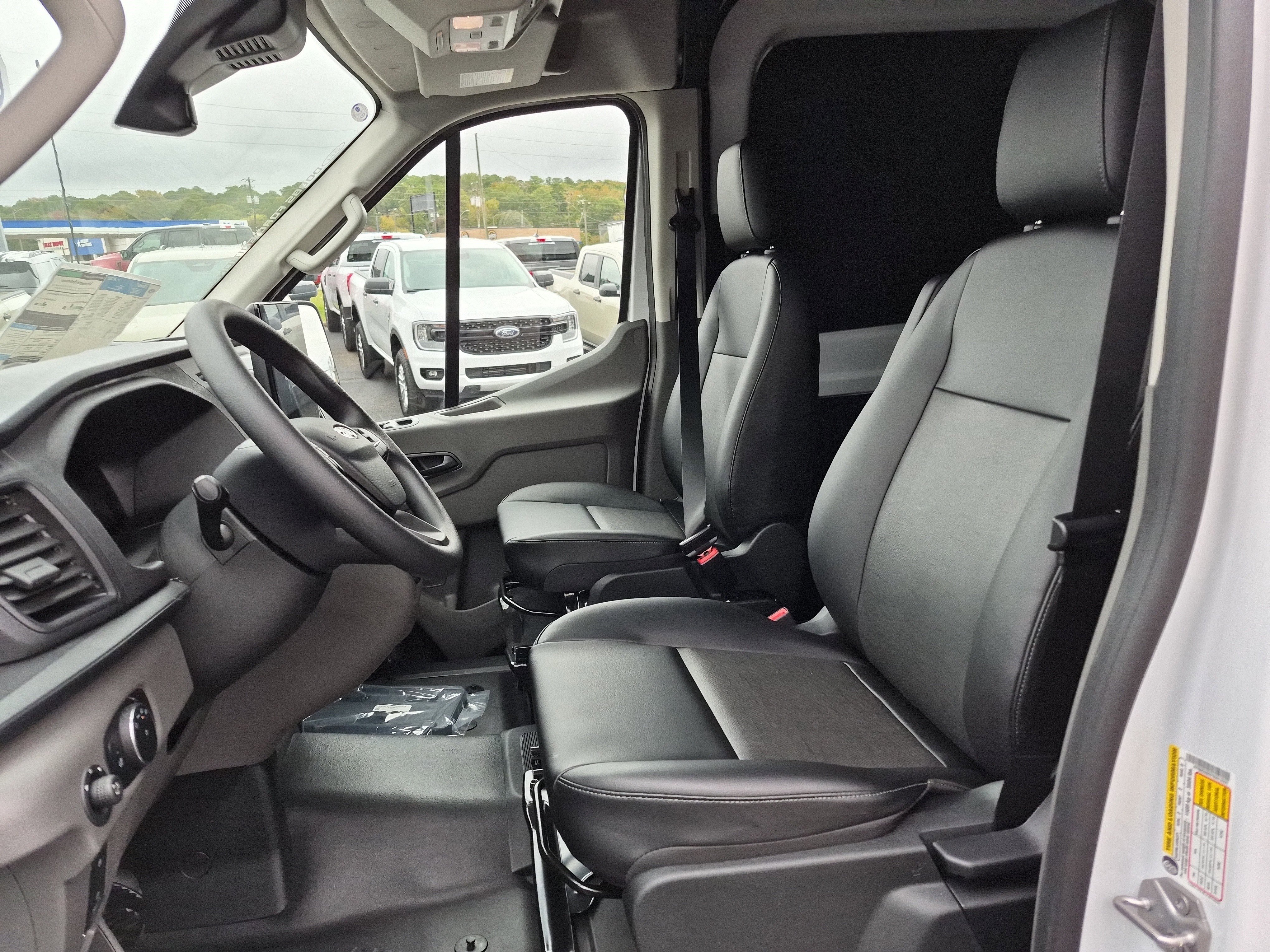 New 2026 Ford Transit 250 148 High Roof Extended w/ Load Area Protection Package image 18